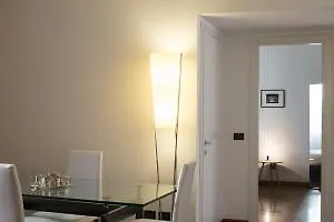 Via Ciro Menotti Halldis Apartment Milano