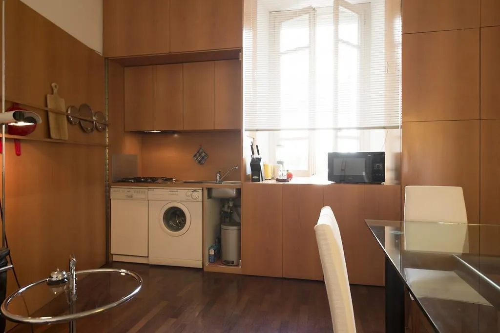 Via Ciro Menotti Halldis Apartment