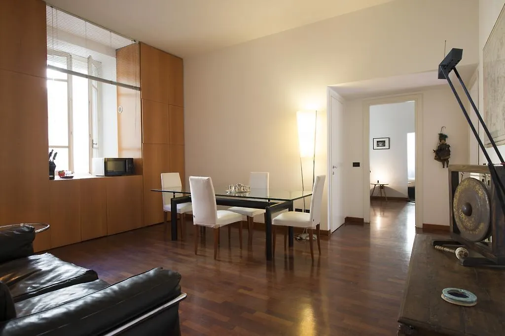 Via Ciro Menotti Halldis Apartment